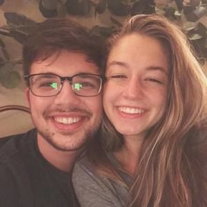 Meet your Posher, Peyton